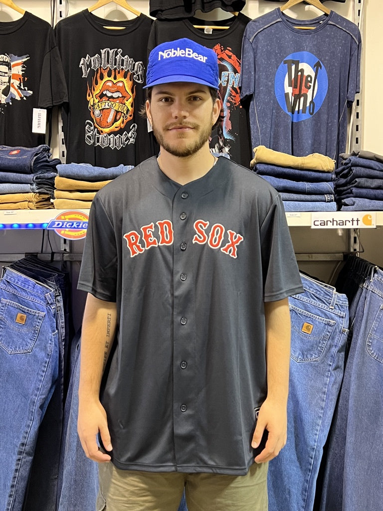 streetwear mlb jersey outfit